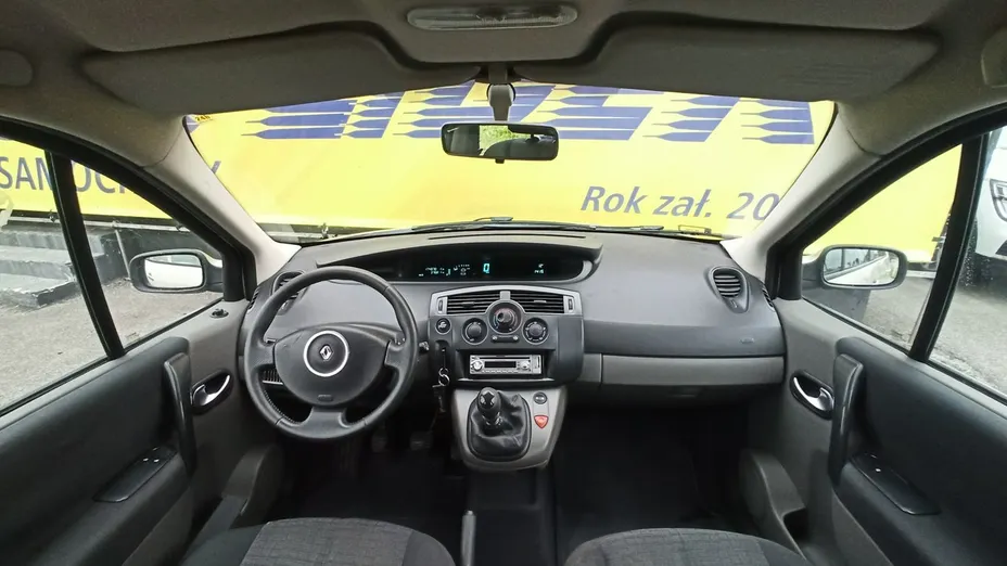 RENAULT Scenic -