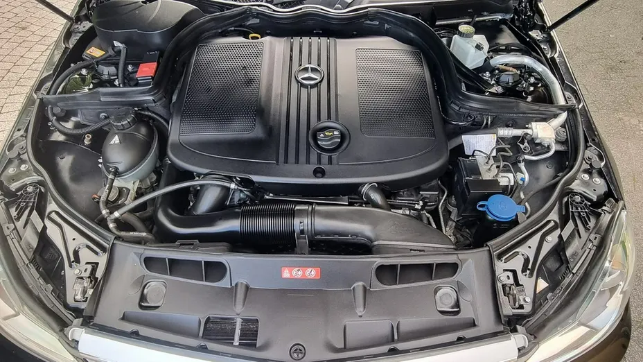 MERCEDES-BENZ C Klasa -