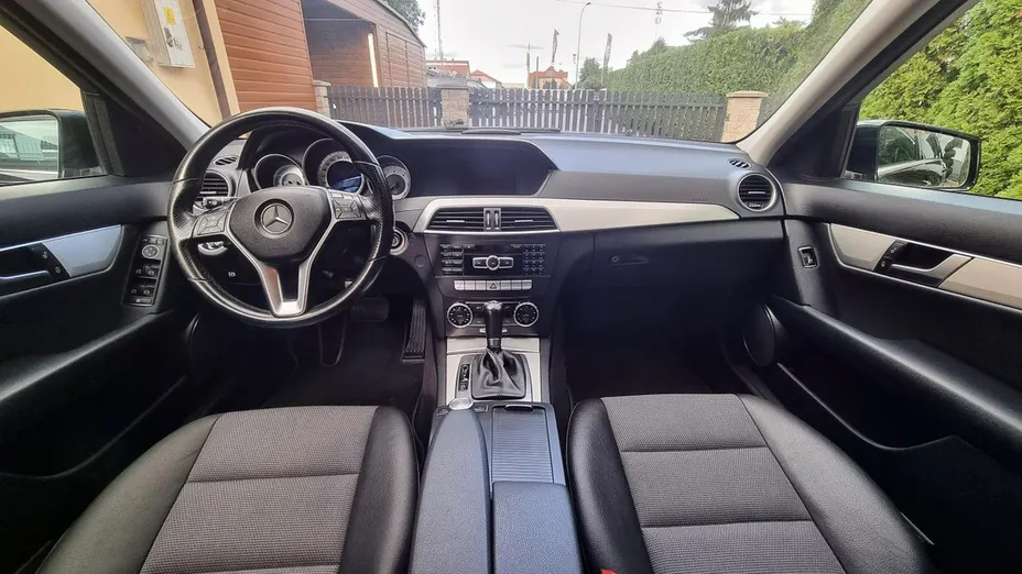 MERCEDES-BENZ C Klasa -