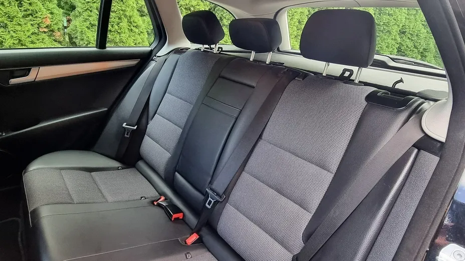 MERCEDES-BENZ C Klasa -