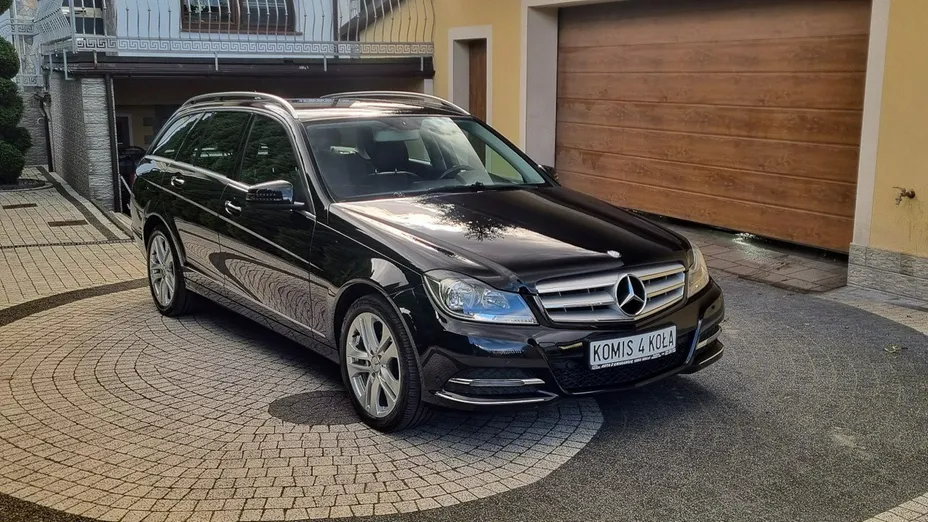 MERCEDES-BENZ C Klasa -