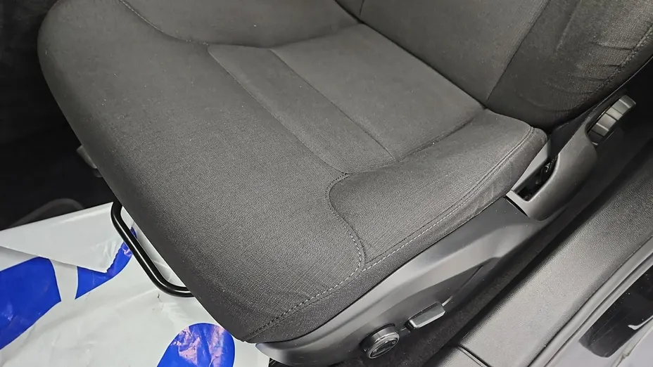 VOLVO V60 -