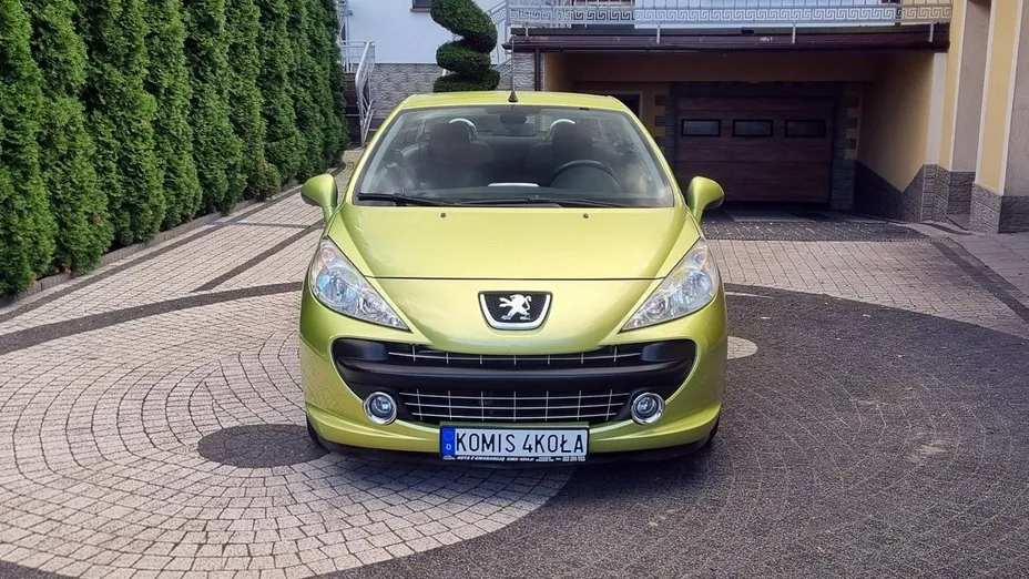PEUGEOT 207 -