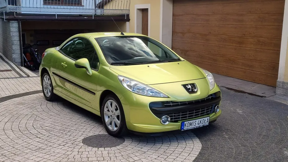PEUGEOT 207 -