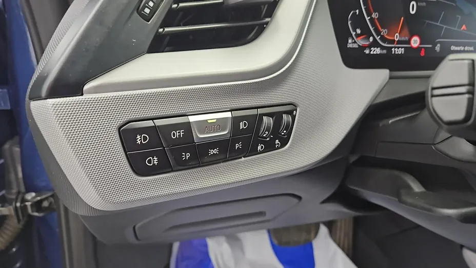 BMW Seria 2 216d Advantage aut