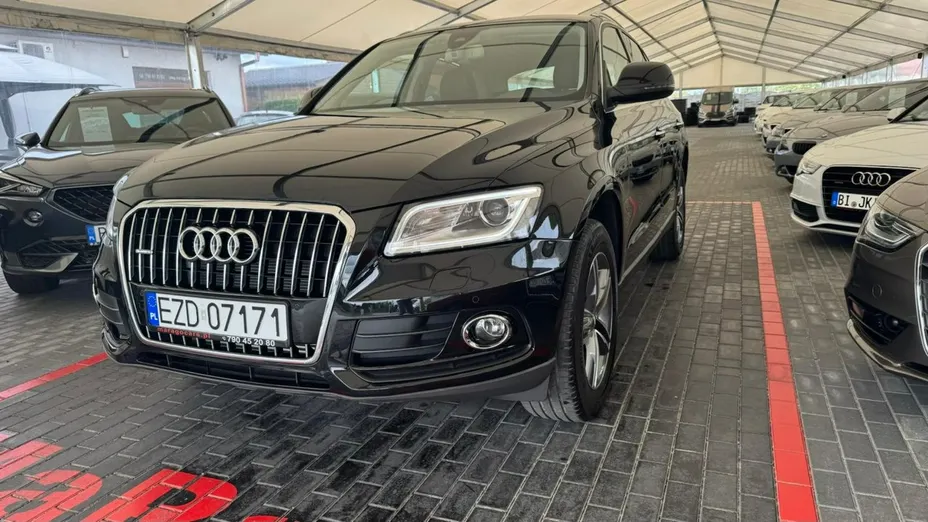 AUDI Q5 -