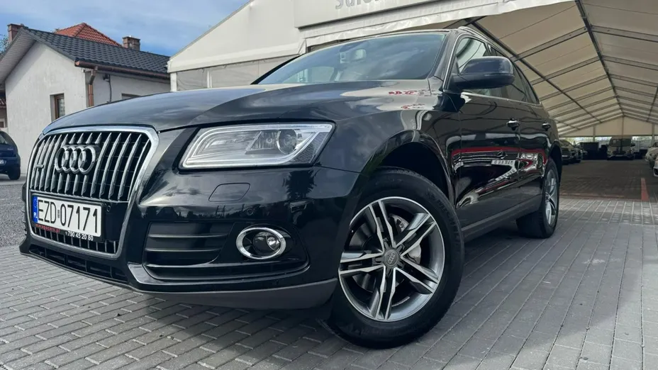 AUDI Q5 -