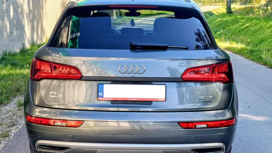 AUDI Q5 -