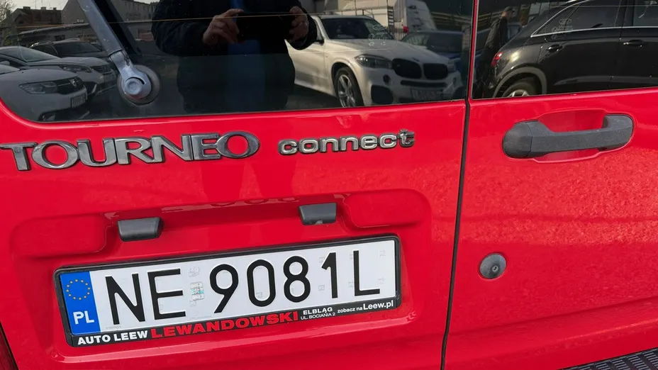 FORD Tourneo Connect -