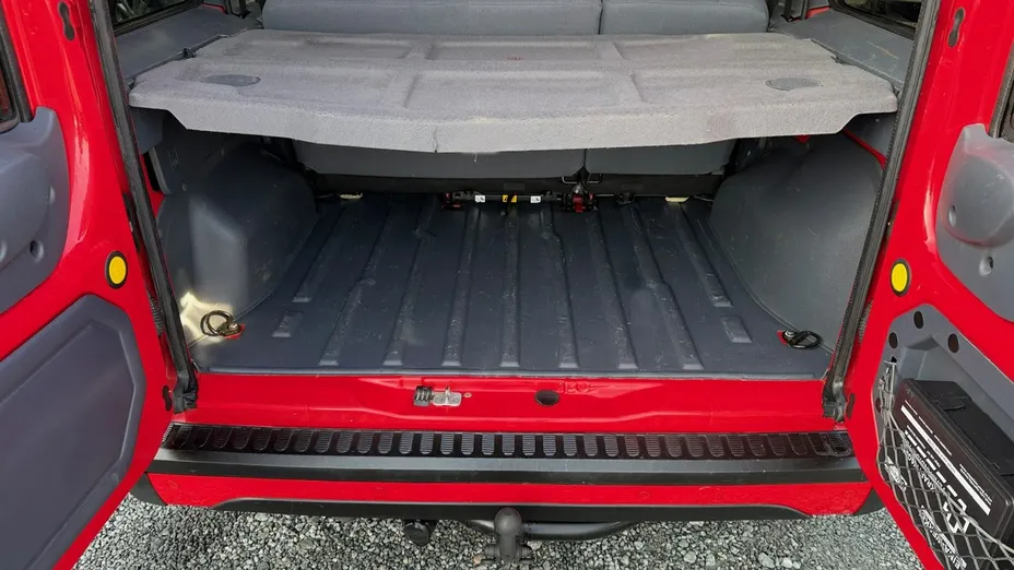 FORD Tourneo Connect -