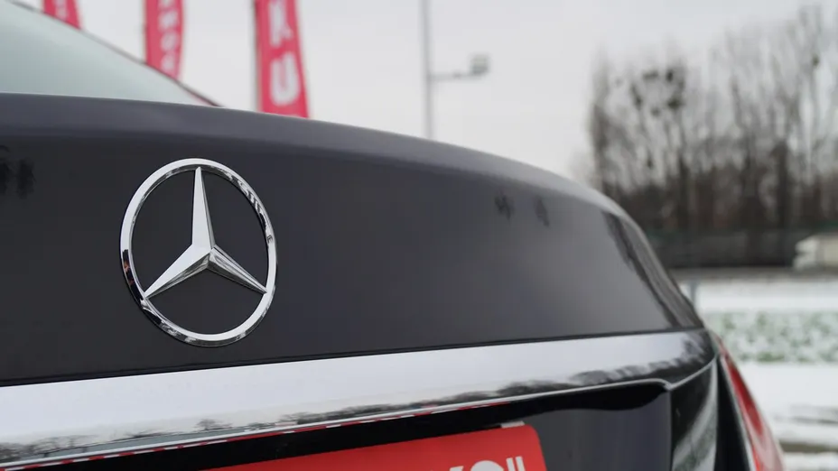 MERCEDES-BENZ C Klasa -