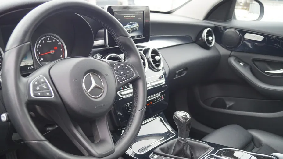 MERCEDES-BENZ C Klasa -