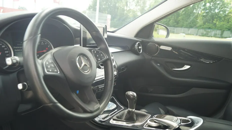 MERCEDES-BENZ C Klasa -