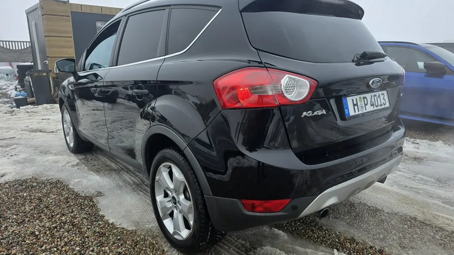FORD Kuga -