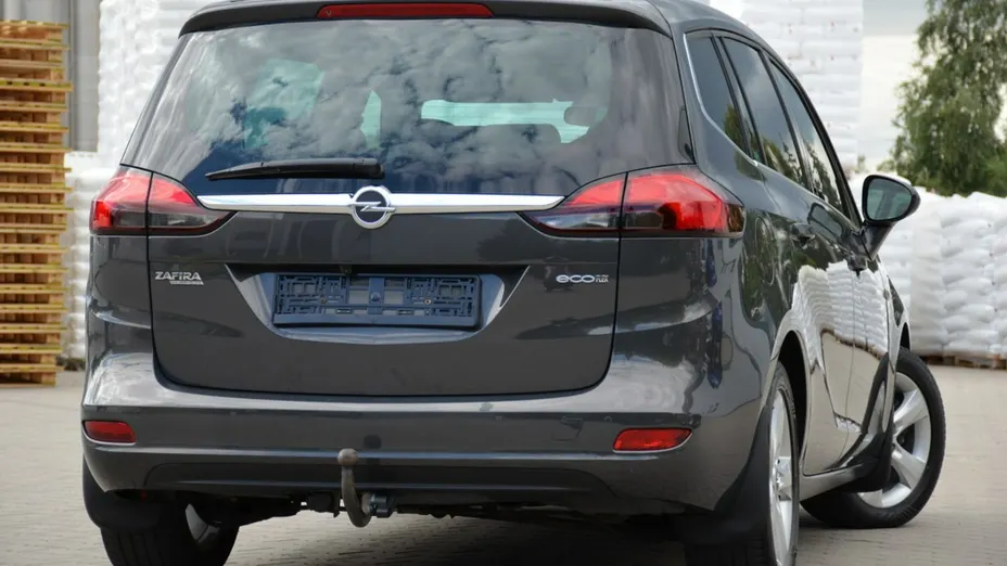 OPEL Zafira -