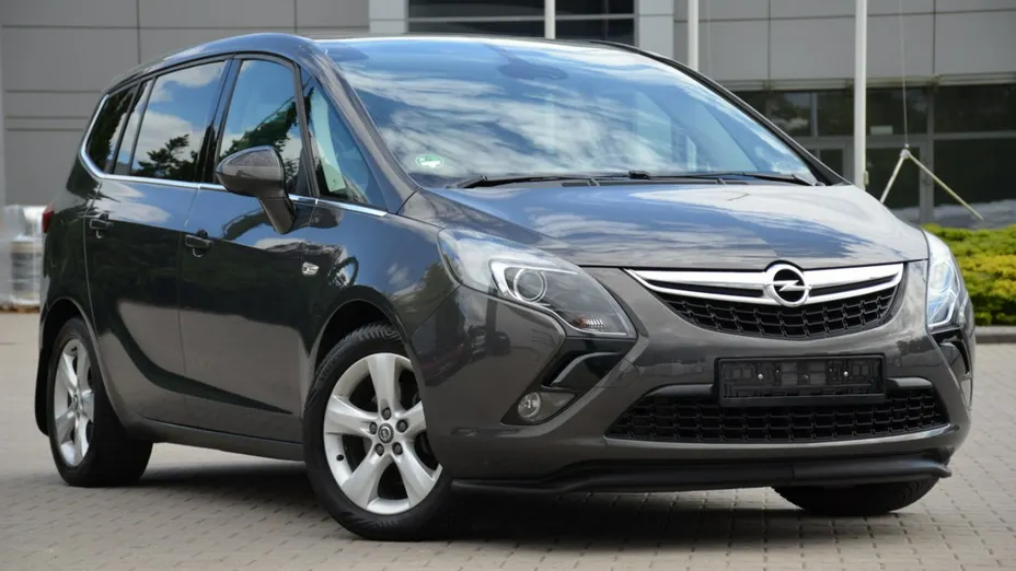 OPEL Zafira -