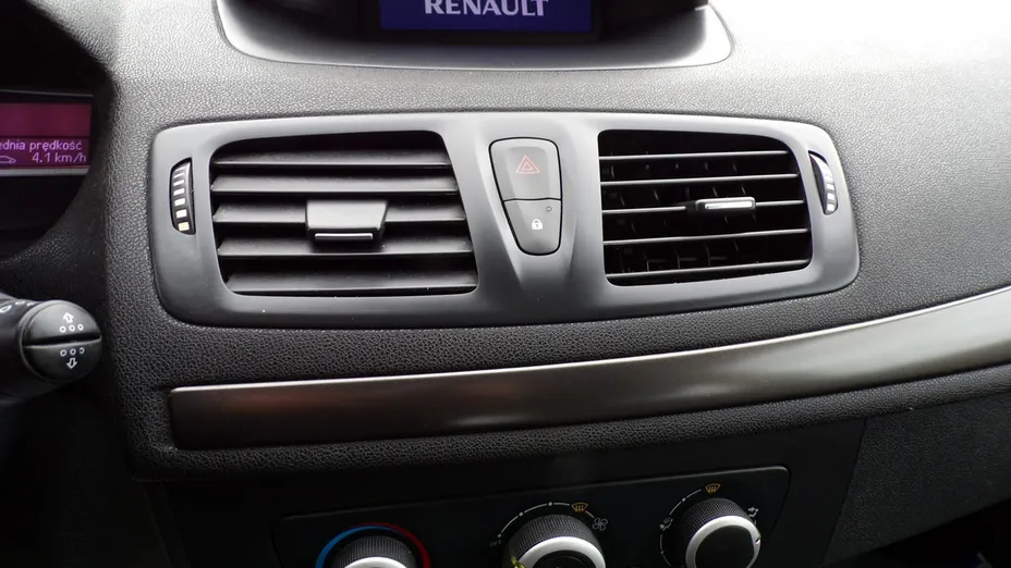RENAULT Megane -