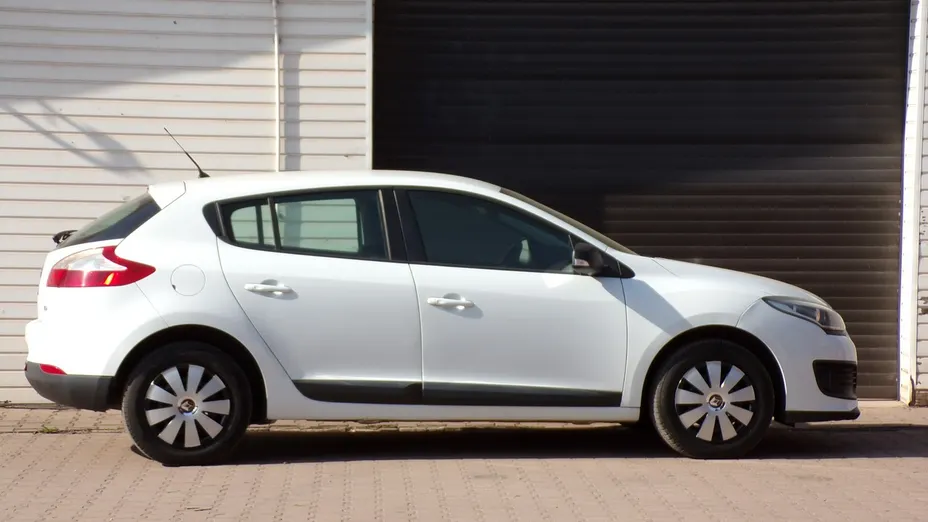 RENAULT Megane -