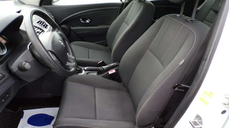 RENAULT Megane -
