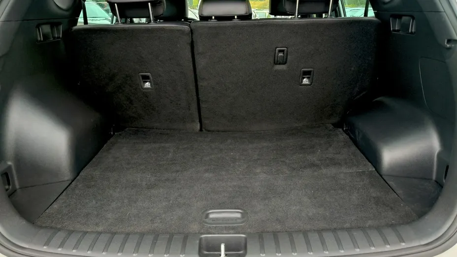 HYUNDAI Tucson -
