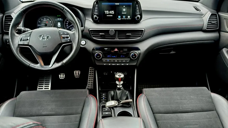 HYUNDAI Tucson -