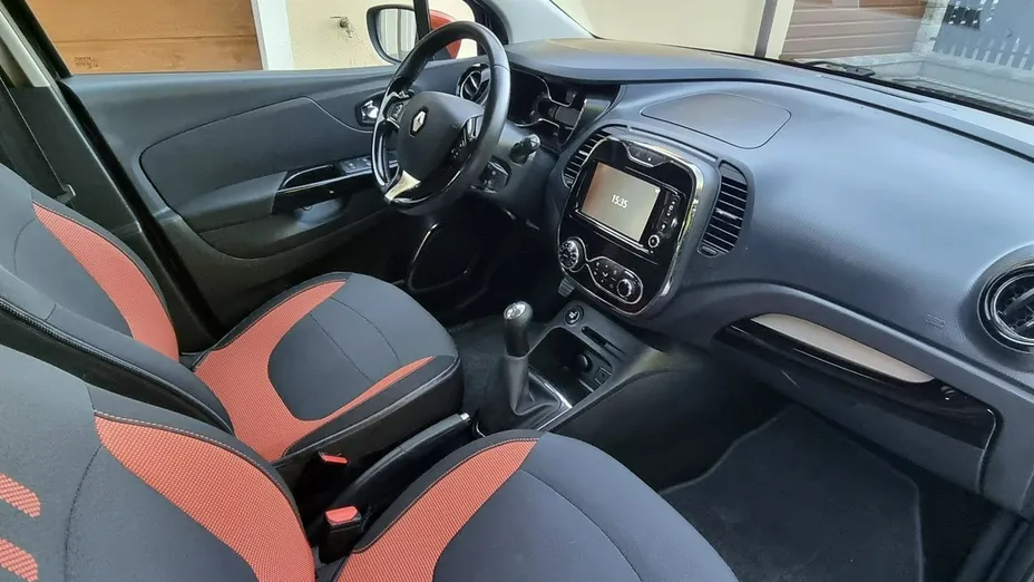 RENAULT Captur -