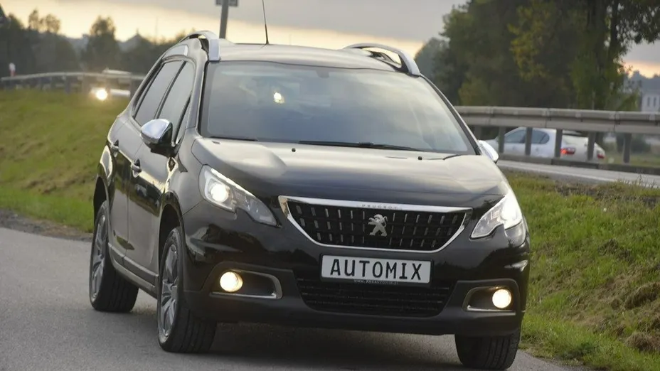 PEUGEOT 2008 -
