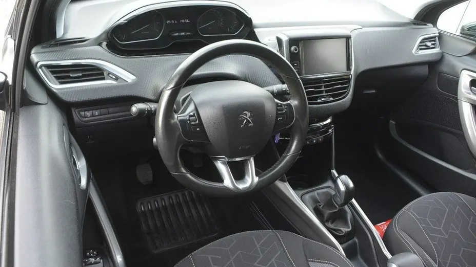 PEUGEOT 2008 -