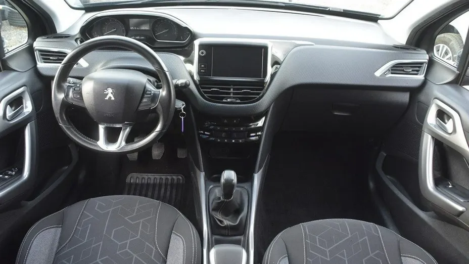 PEUGEOT 2008 -