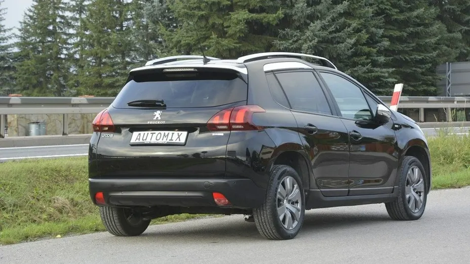 PEUGEOT 2008 -