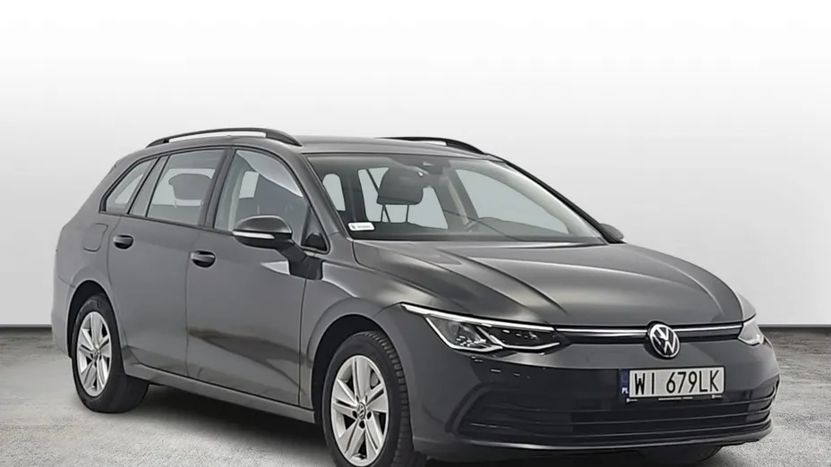 VOLKSWAGEN Golf -