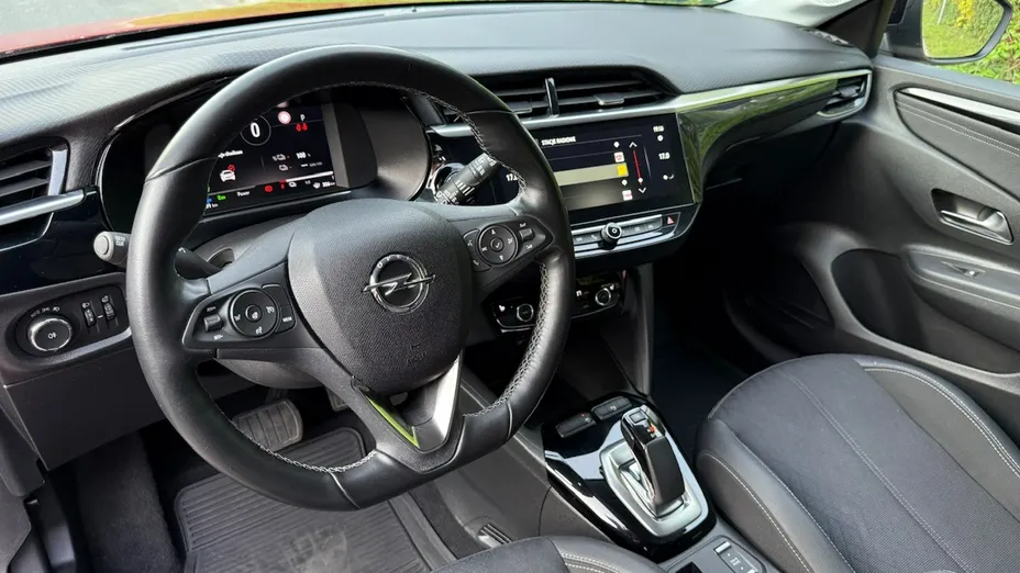 OPEL Corsa -