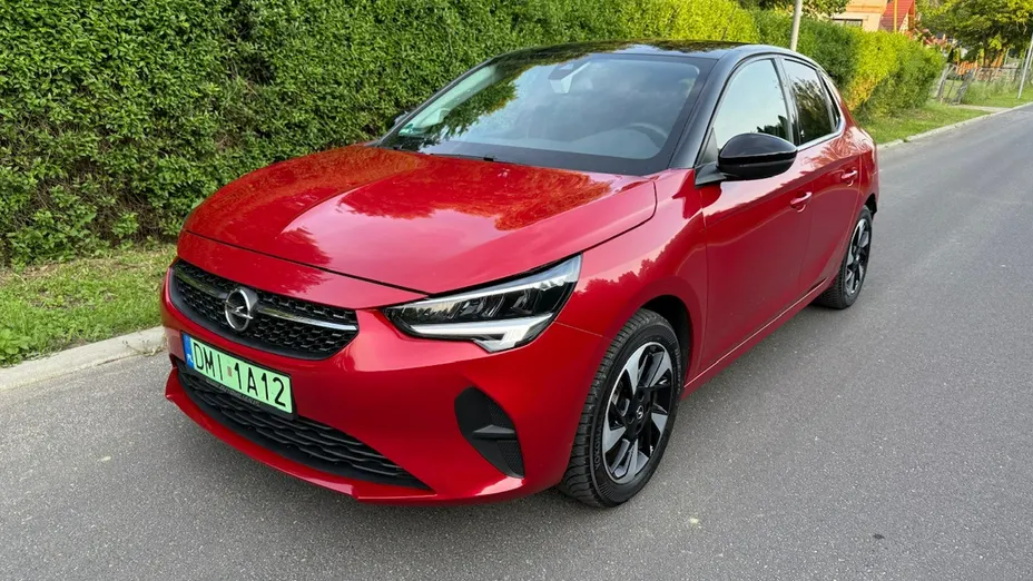 OPEL Corsa -