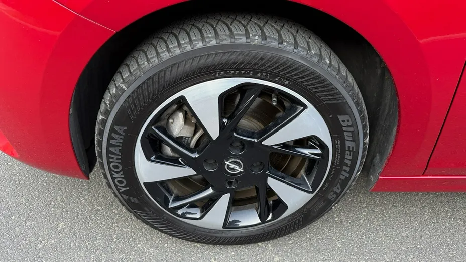 OPEL Corsa -