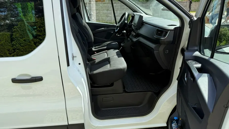 RENAULT Trafic -