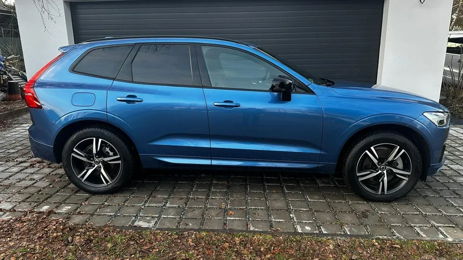 VOLVO XC60 -
