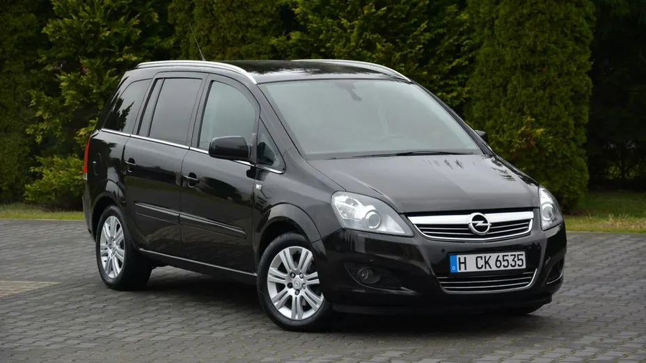 OPEL Zafira -