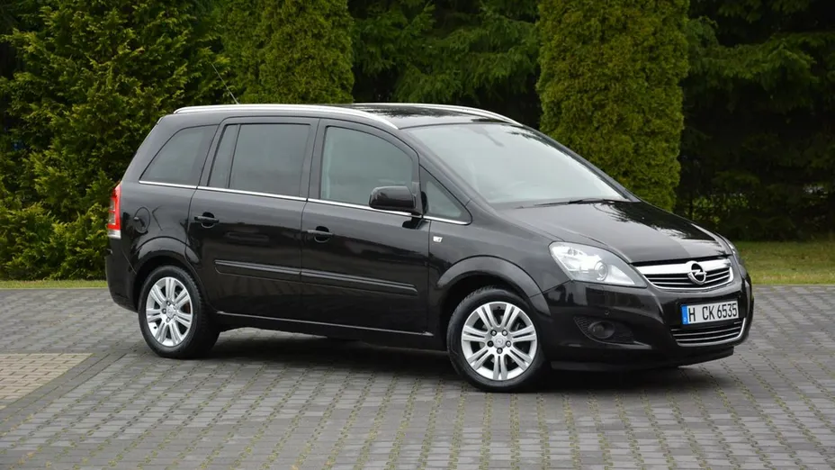 OPEL Zafira -