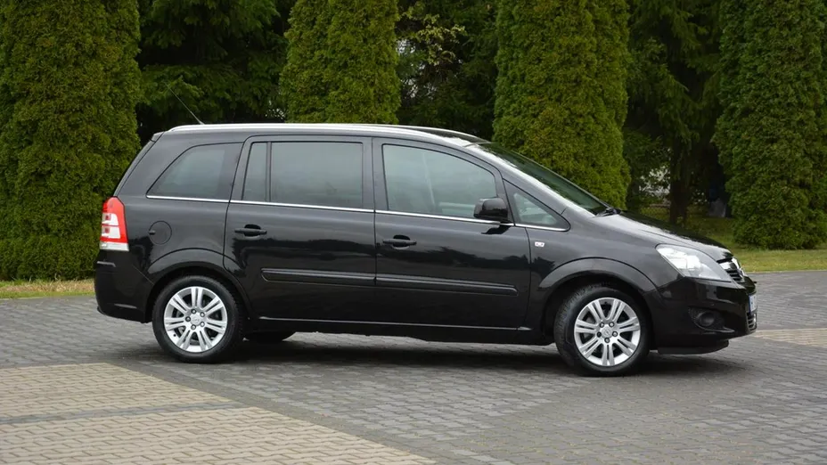 OPEL Zafira -