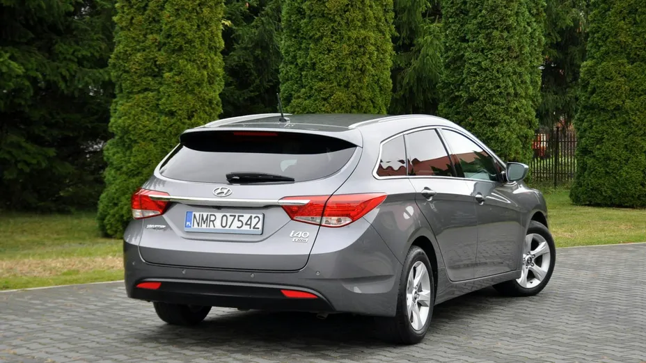 HYUNDAI i40 -