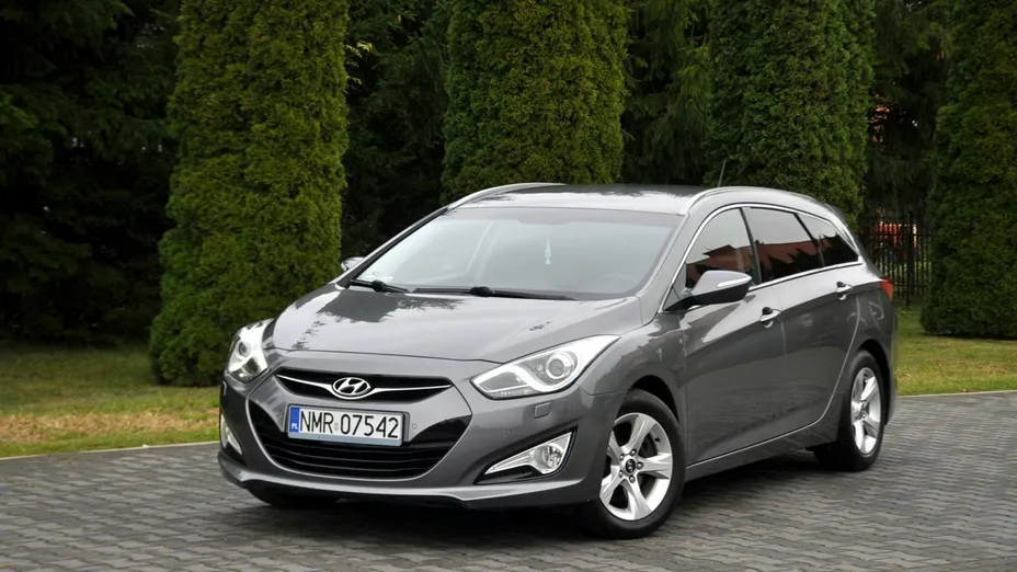 HYUNDAI i40 -