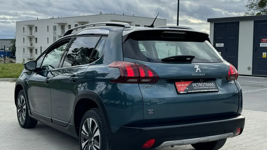 PEUGEOT 2008 -