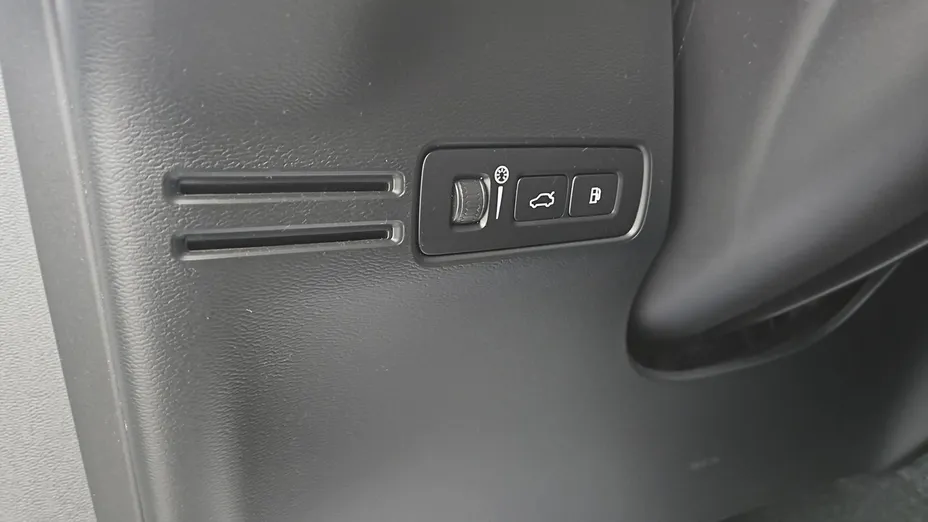 VOLVO XC40 -