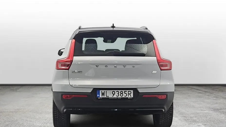 VOLVO XC40 -