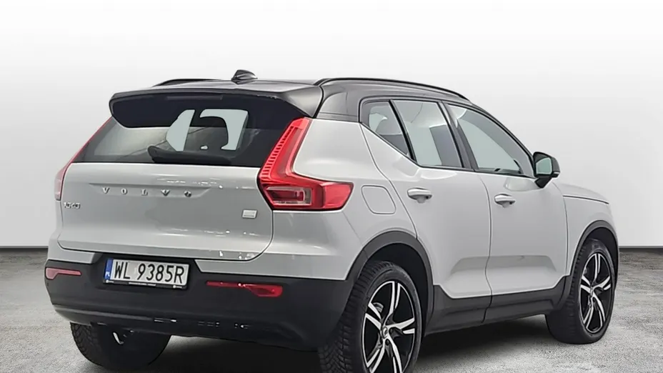 VOLVO XC40 -
