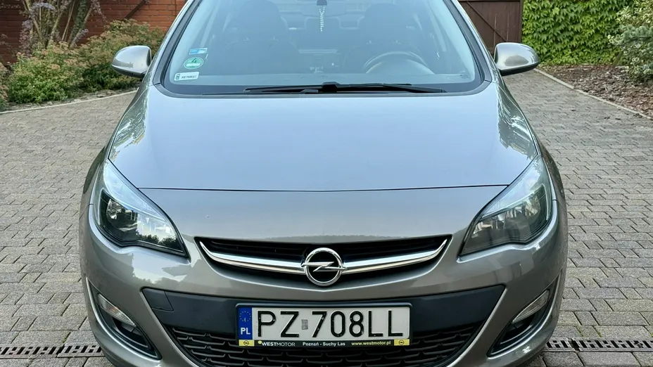 OPEL Astra -