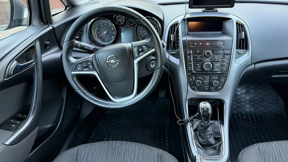 OPEL Astra -