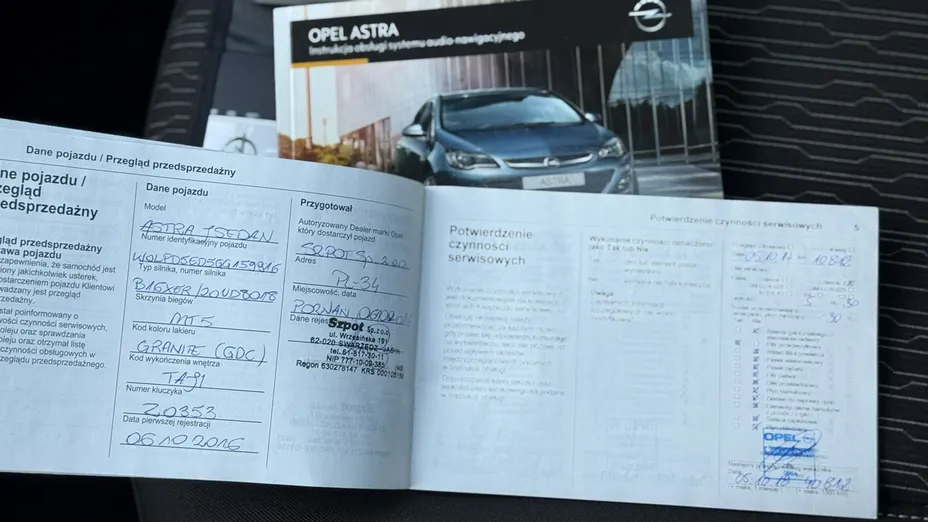 OPEL Astra -