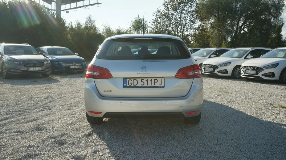 PEUGEOT 308 -