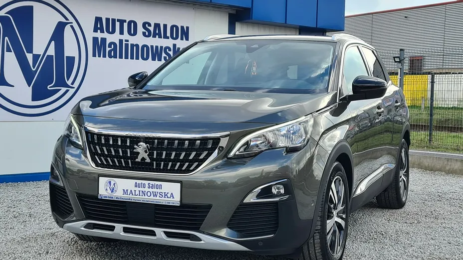 PEUGEOT 3008 -